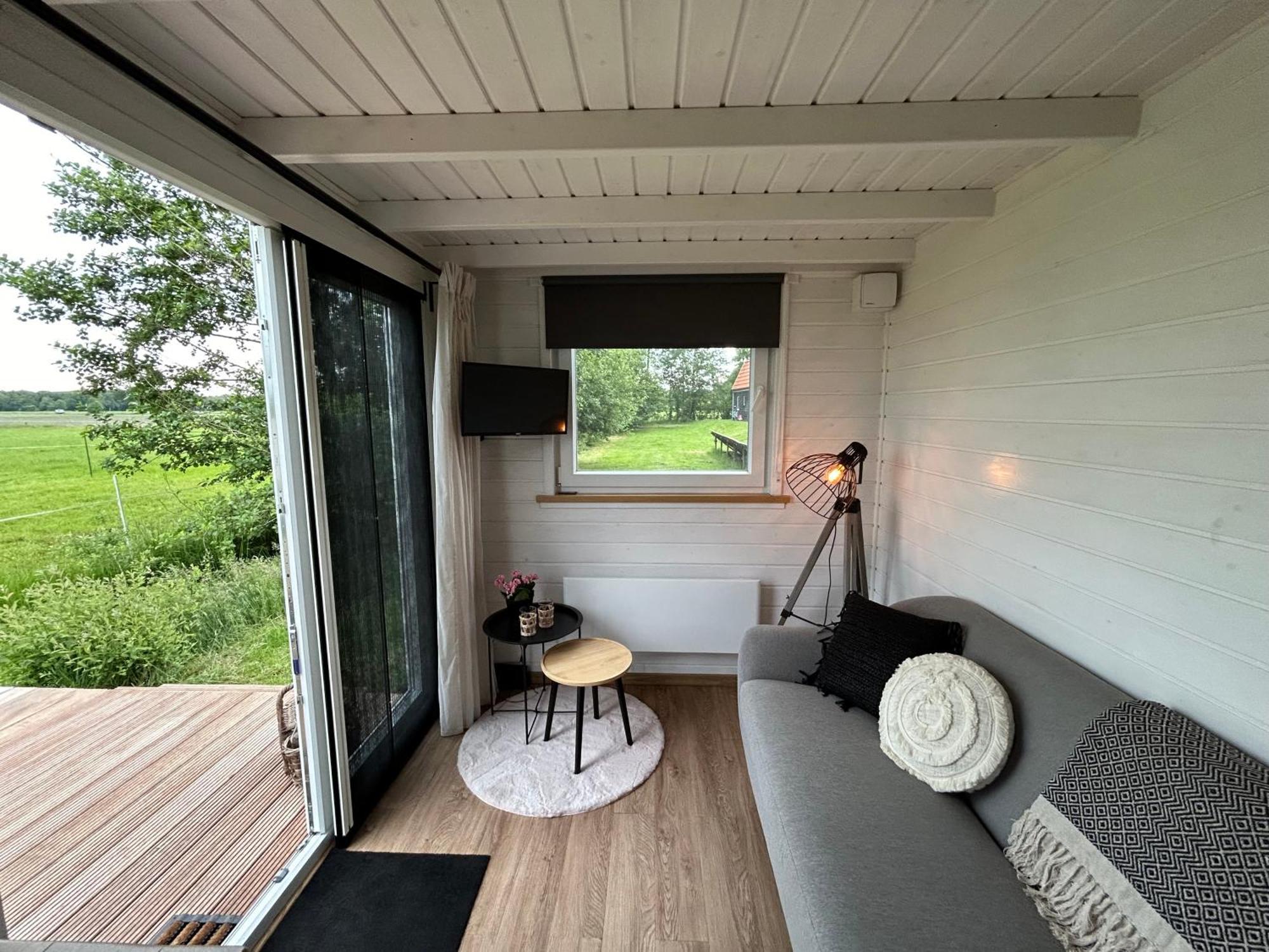 T'Hus Bed & Breakfast Katlijk Екстер'єр фото