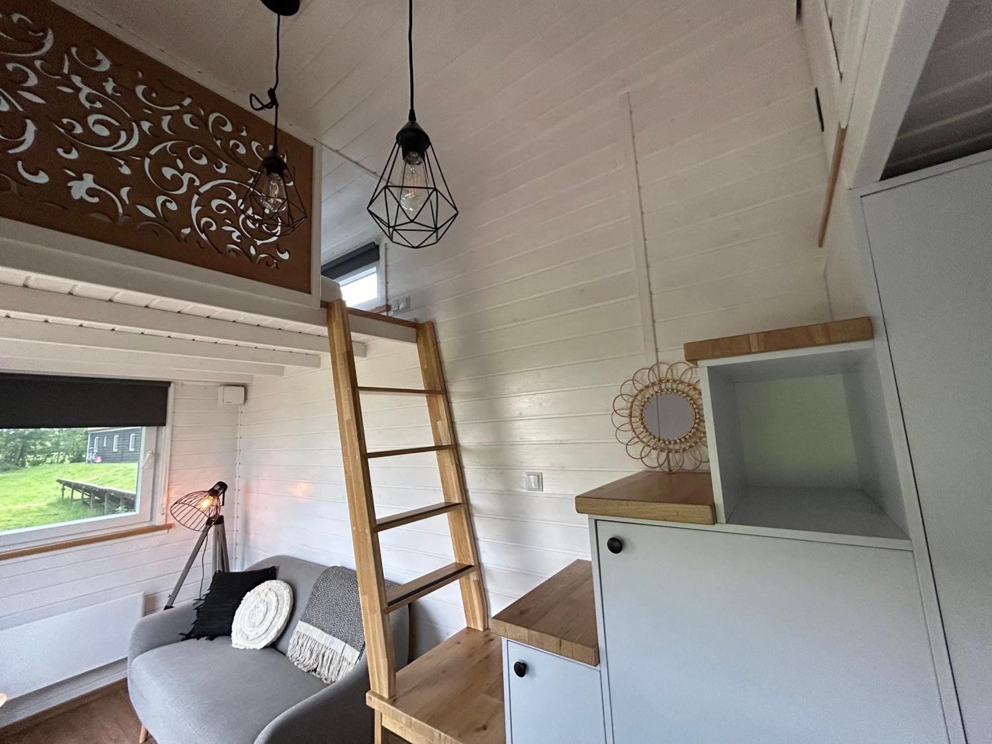 T'Hus Bed & Breakfast Katlijk Екстер'єр фото