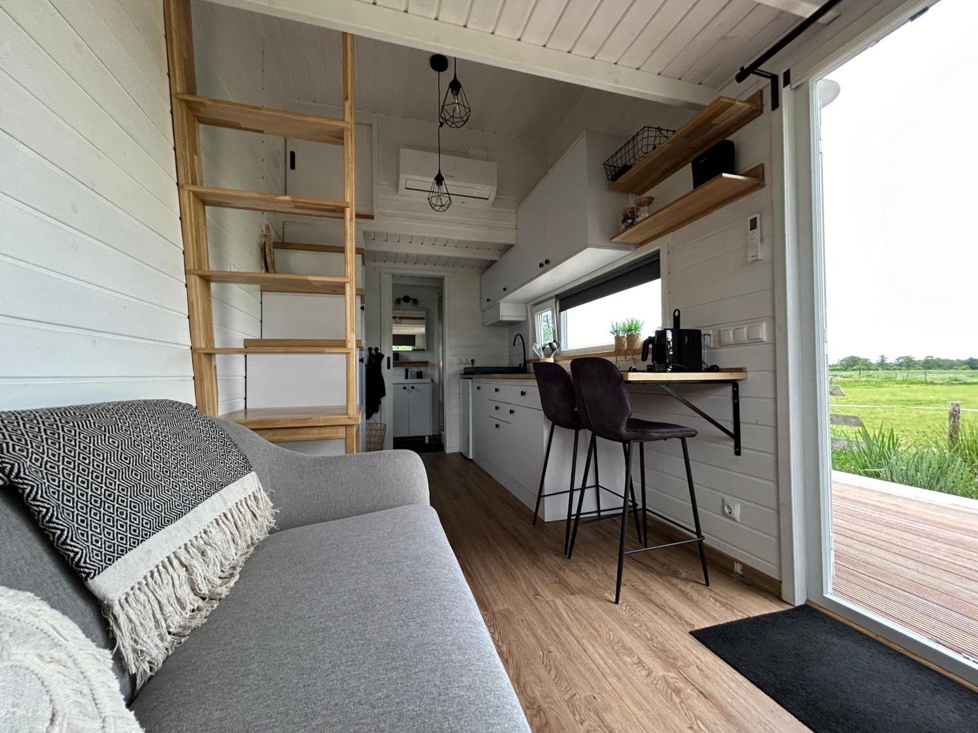 T'Hus Bed & Breakfast Katlijk Екстер'єр фото